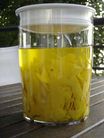 Making limoncello at home