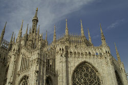 Statues on the Duomo terraces