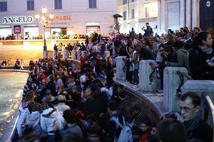The crowd at the Trevi Fountain